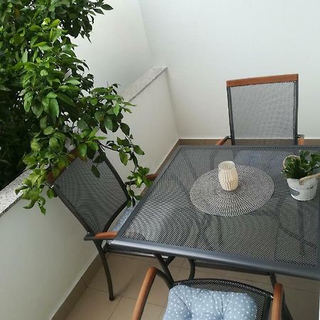 Hotel Filip 2 Biograd Na Moru Esterno foto